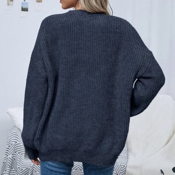 Soft knit drop shoulder oversized cardigan sweater gray - Picture 6 of 12